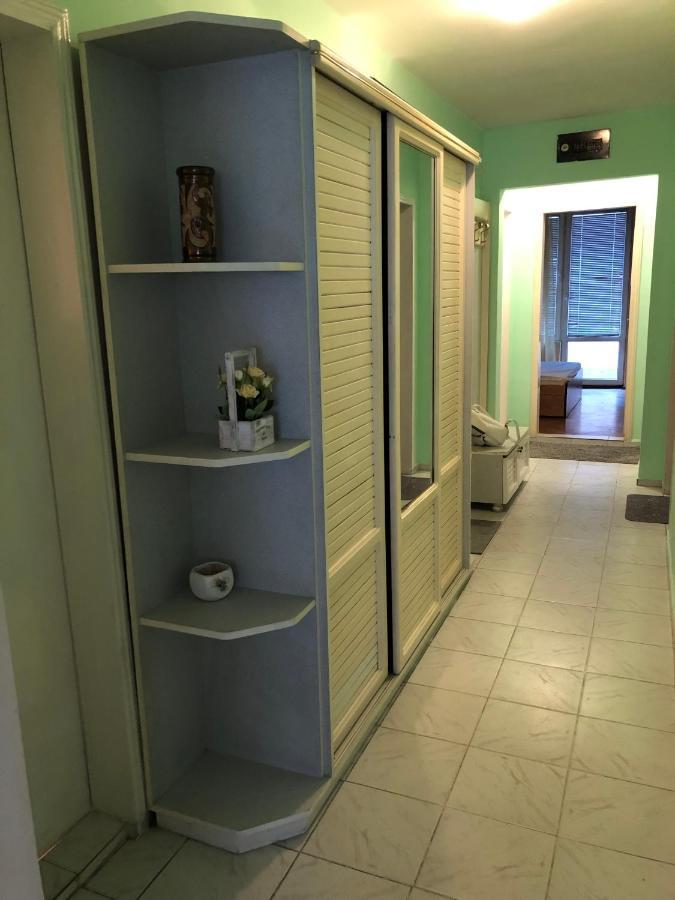 Spacious Beautiful Apartment - Prime Location Varna Exteriér fotografie